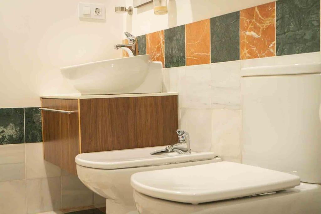 Apartamento Nuevo Junto A La Catedral De Sevilla Exterior foto